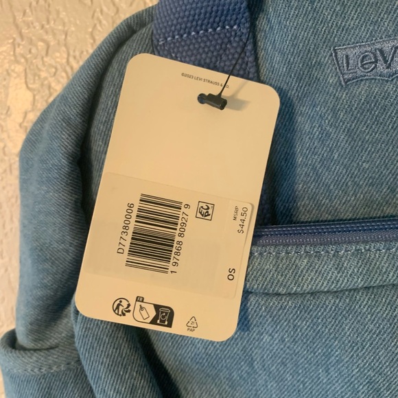 LEVI'S® L-PACK ROUND BACKPACK - Picture 7 of 7